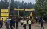 پایان تحصن مخالفین دفن غیراصولی زباله در سراوان گیلان با حضور پلیس