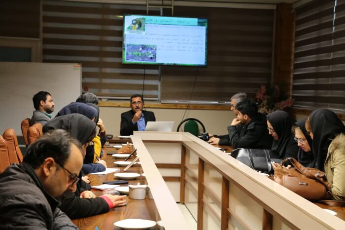 جلسه آموزشی تجربه نگاری محیط زیست برای اصحاب رسانه در گیلان برگزار شد